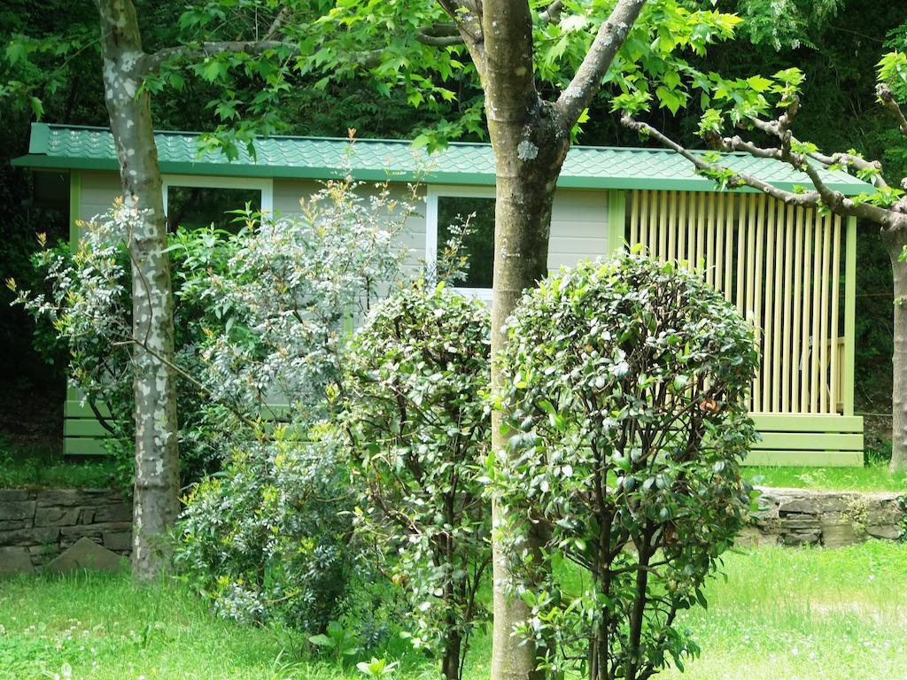Camping Les Sources Saint-Jean-du-Gard Habitación foto